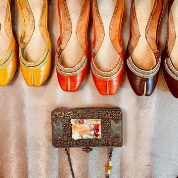 Solid Love Tilla Leather Women Khussa